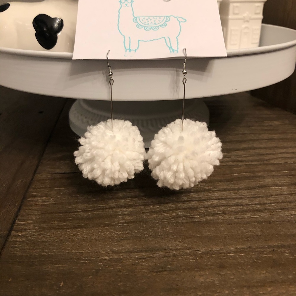 White Pom Pom earrings